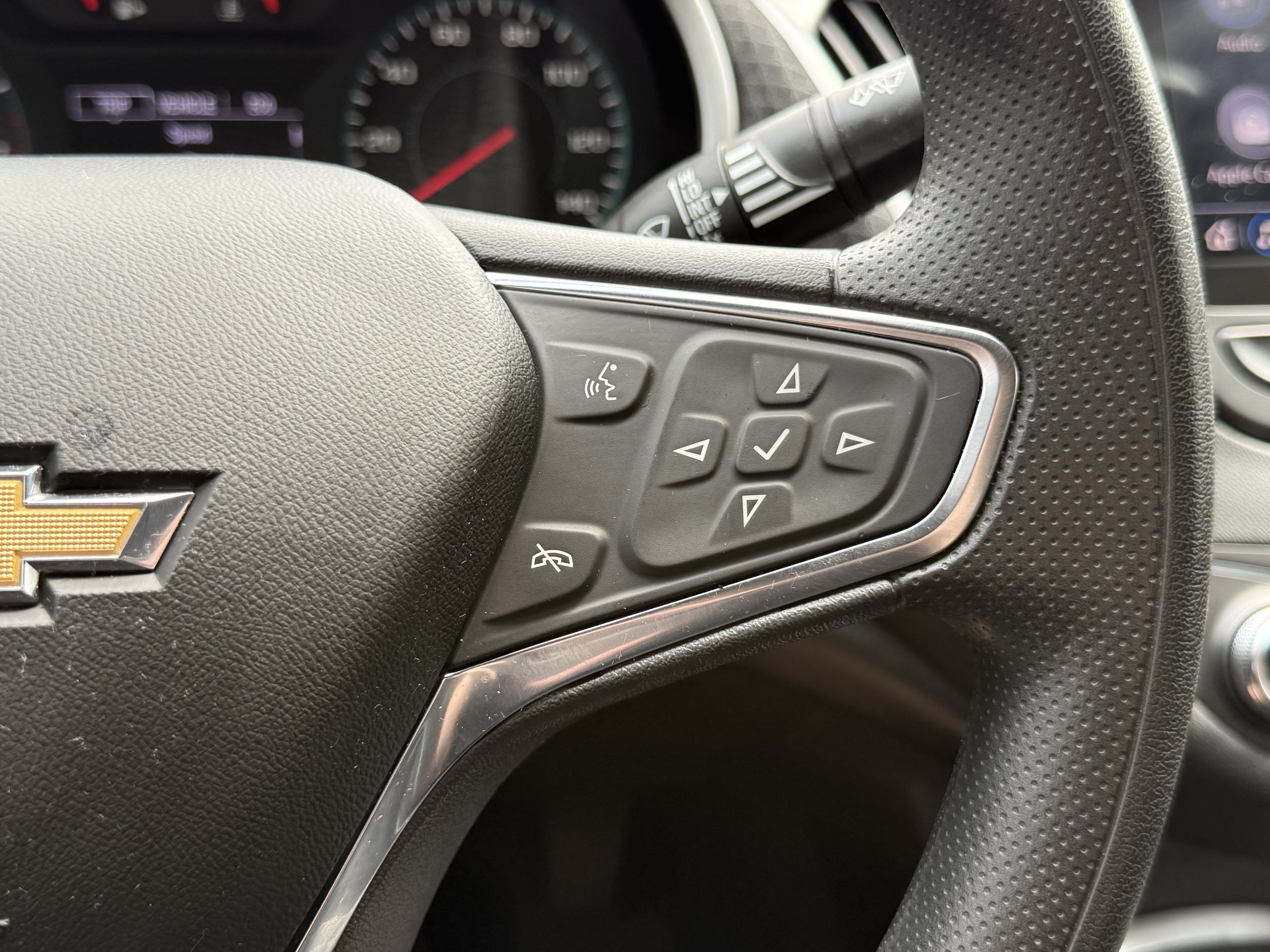 Used 2023 Chevrolet Malibu LT FWD image 18