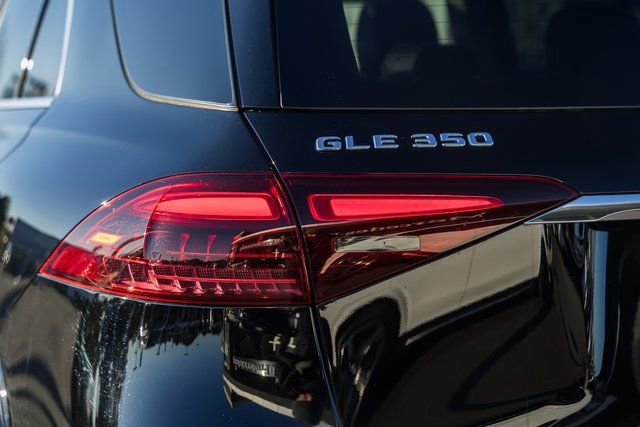 Certified 2024 Mercedes-Benz GLE 350 4MATIC w/ AMG Line Exterior image 7