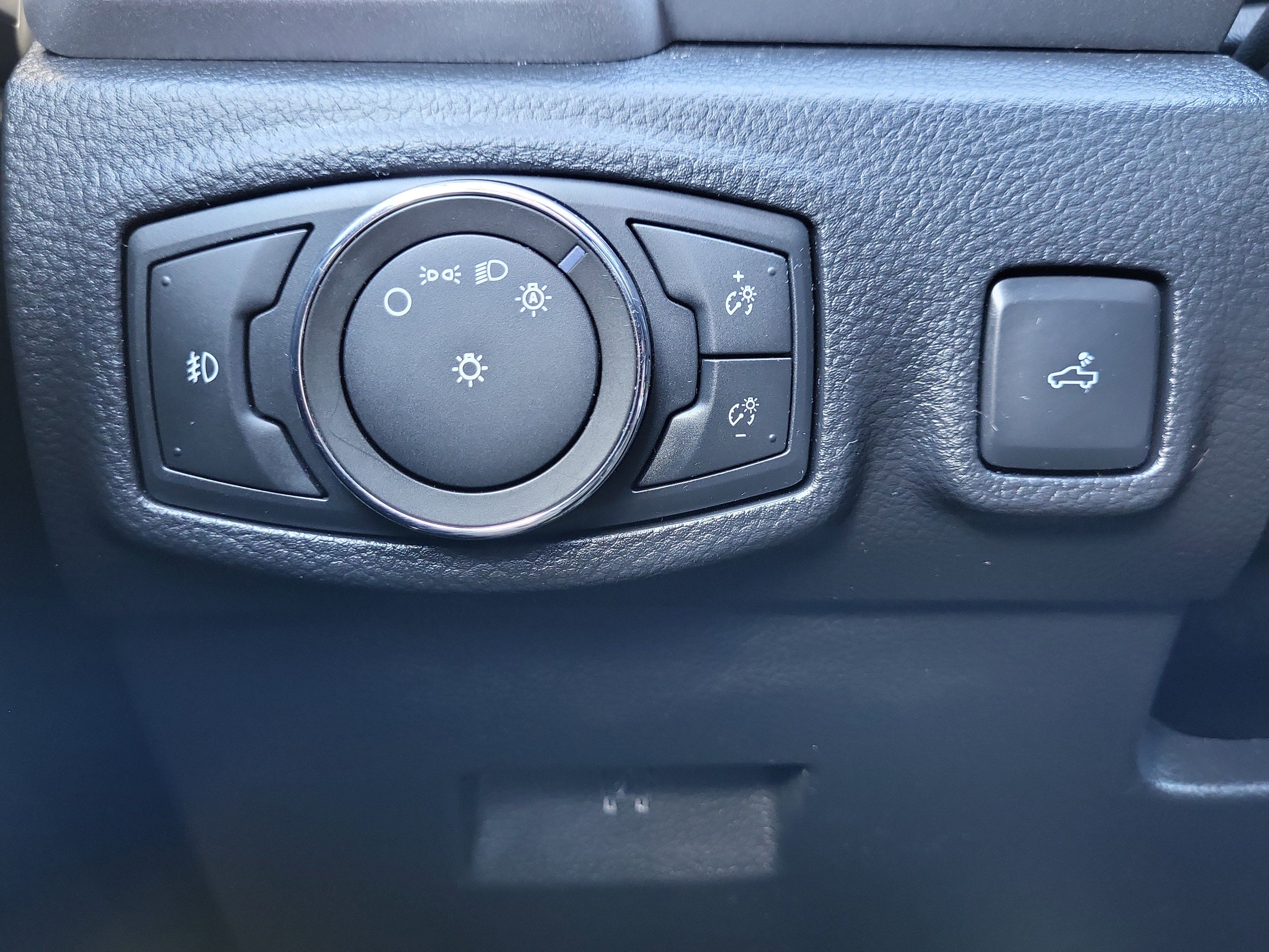 Used 2022 Ford Ranger XLT w/ Equipment Group 301A Mid image 29