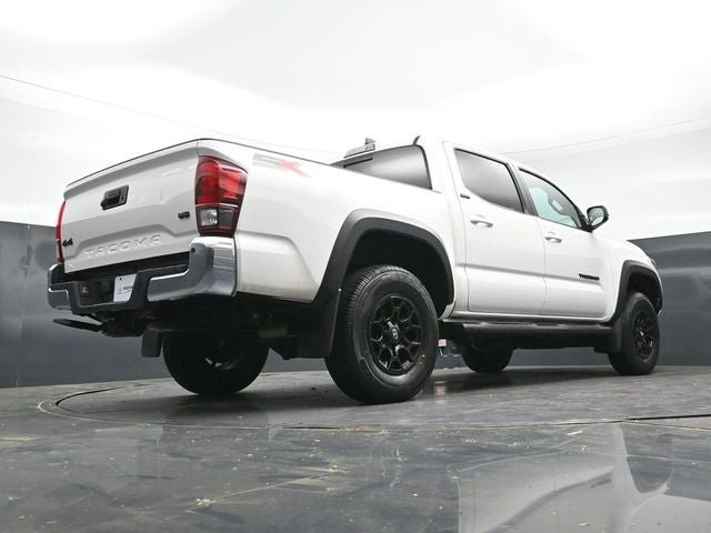 Used 2023 Toyota Tacoma SR5 AWD/4WD image 23