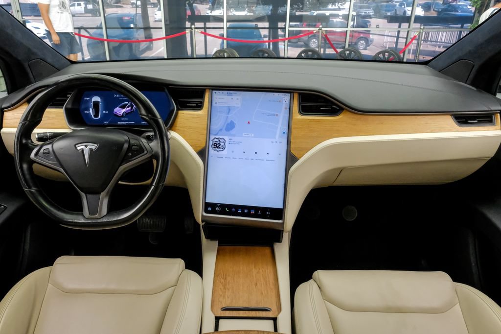 Used 2021 Tesla Model X Long Range AWD/4WD image 20