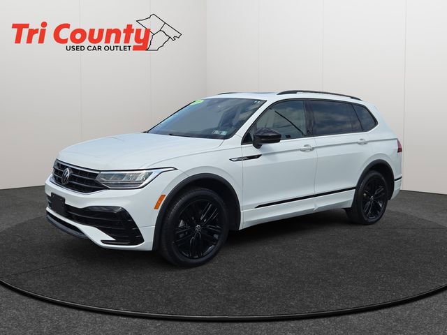 Used 2022 Volkswagen Tiguan SE R-Line AWD/4WD image 3