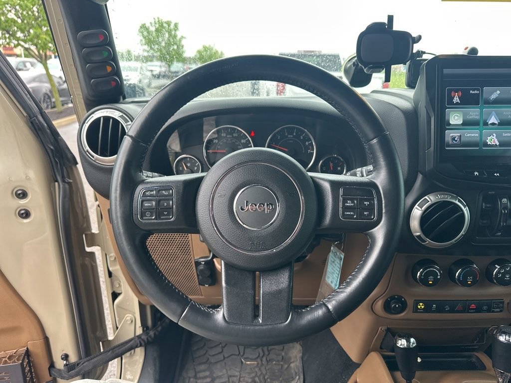 Used 2017 Jeep Wrangler Unlimited Rubicon w/ Connectivity Group AWD/4WD image 20