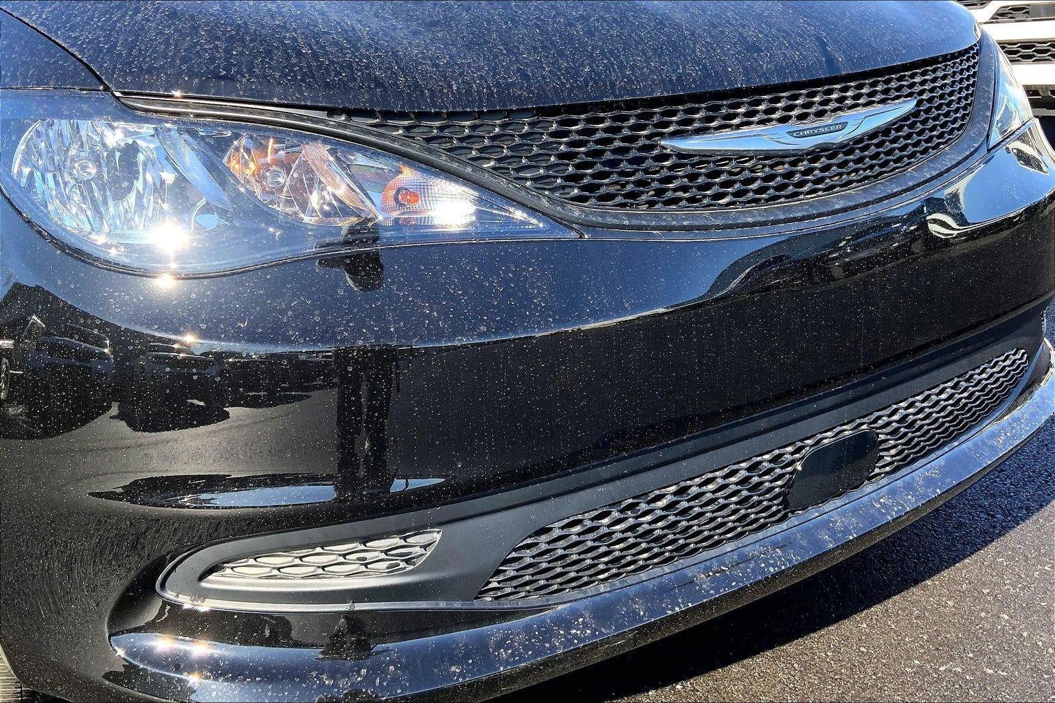 New 2026 Chrysler Voyager LX FWD image 27