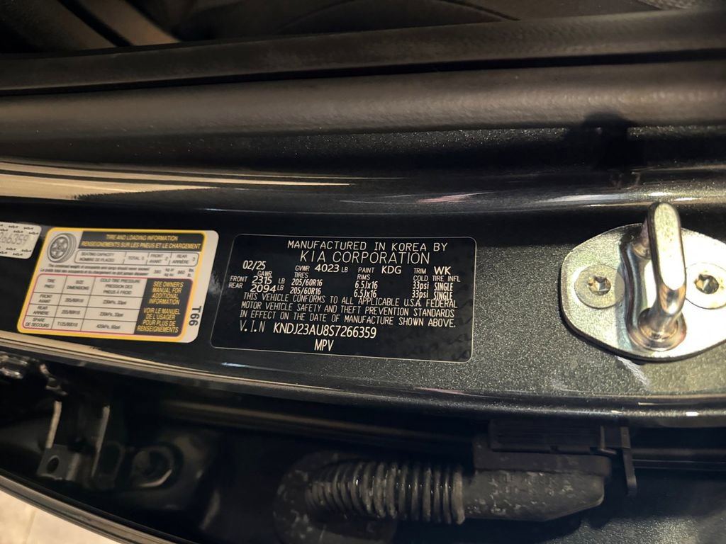 Certified 2025 Kia Soul LX w/ LX Technology Package image 31