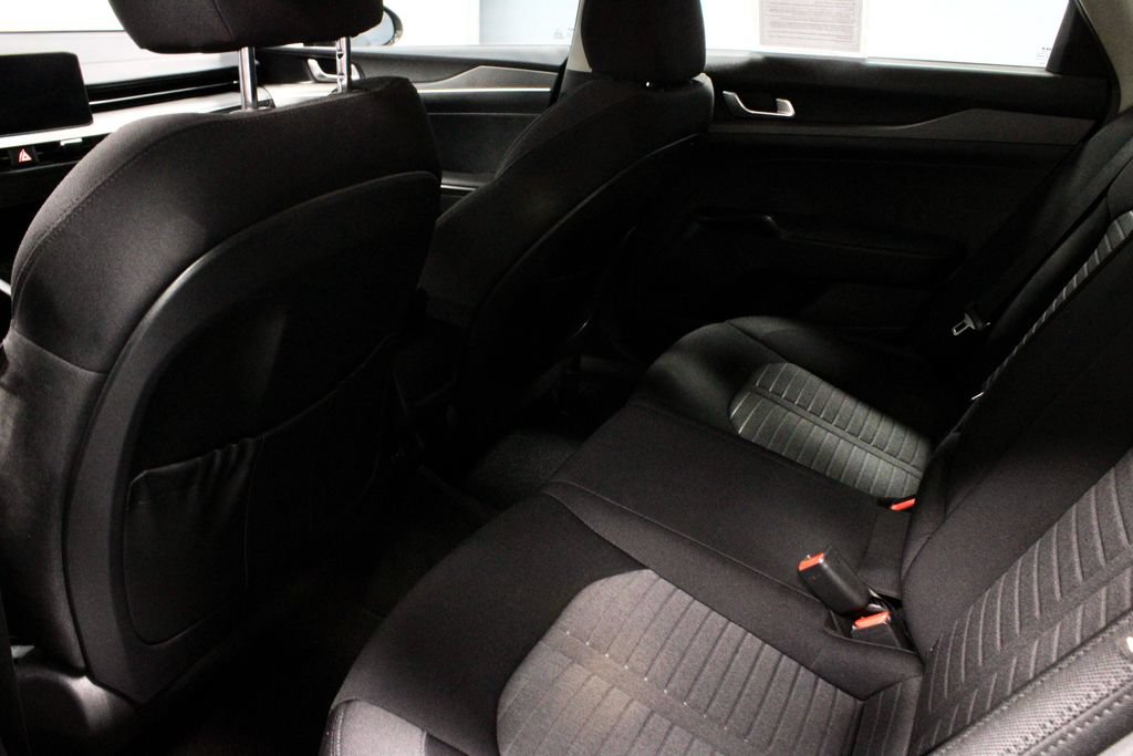 Used 2025 Kia K5 LXS FWD image 19