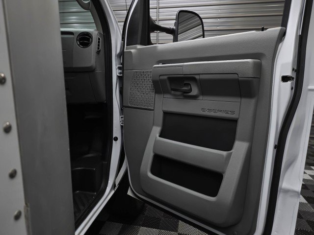 Used 2021 Ford E-450 and Econoline 450 Super Duty w/ Power Windows & Locks Group RWD image 28