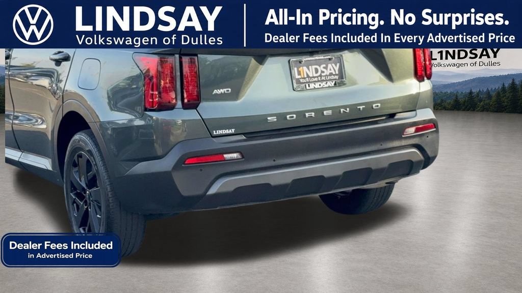Used 2022 Kia Sorento S w/ Panoramic Sunroof Package AWD/4WD image 5
