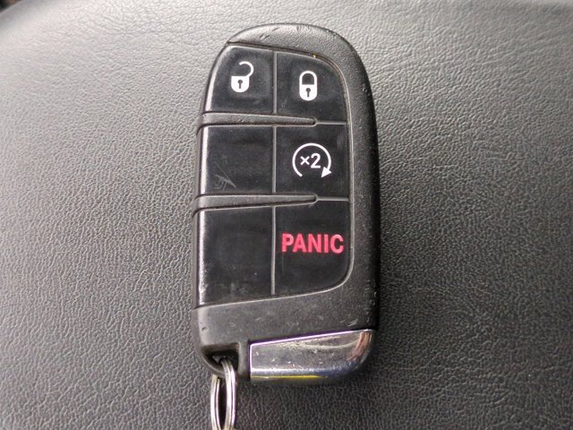 Used 2018 Jeep Renegade Limited w/ UConnect 8.4 Nav Group image 29