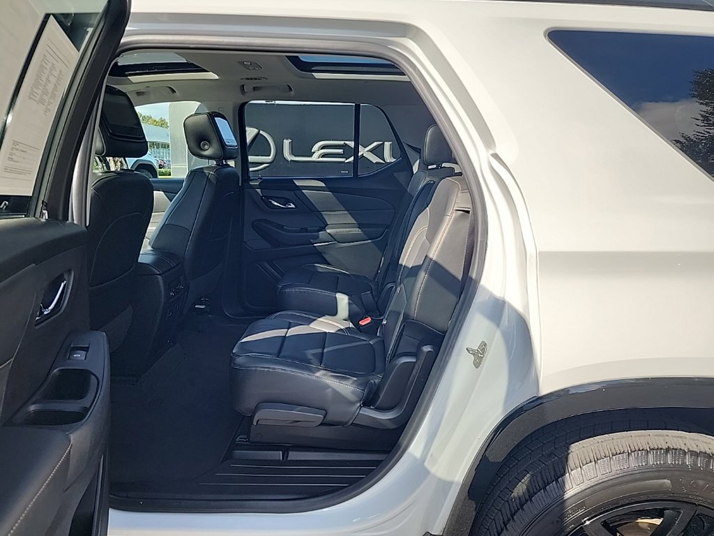 Used 2019 Chevrolet Traverse Premier w/ Redline Edition AWD/4WD image 14
