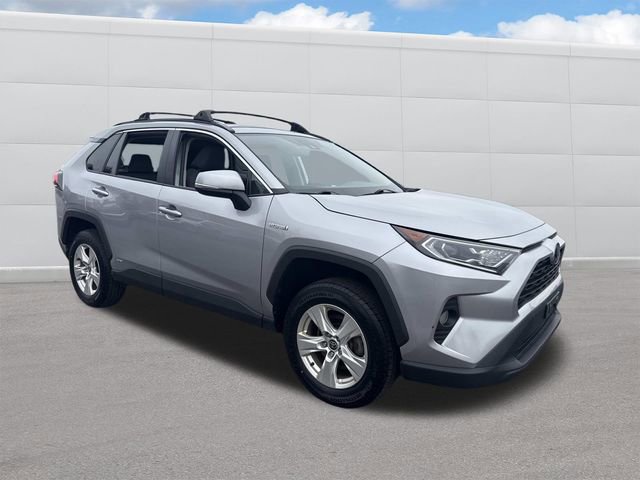 Used 2021 Toyota RAV4 XLE w/ Convenience Package AWD/4WD image 13