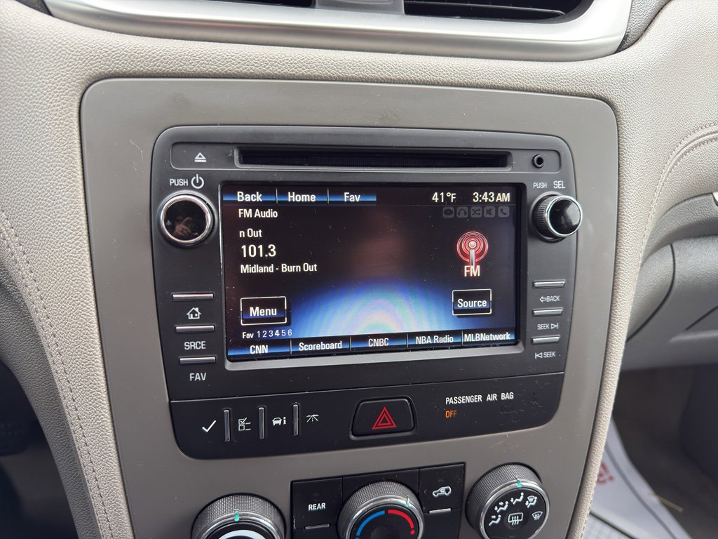 Used 2017 Chevrolet Traverse LS image 17