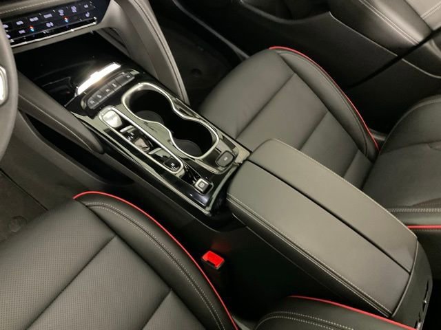 Used 2023 Buick Envision Essence w/ Sport Touring Package image 21