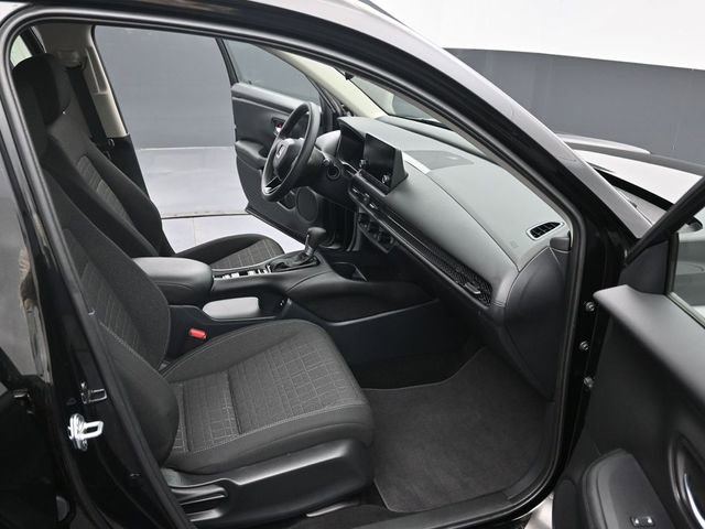 Certified 2025 Honda HR-V LX image 28