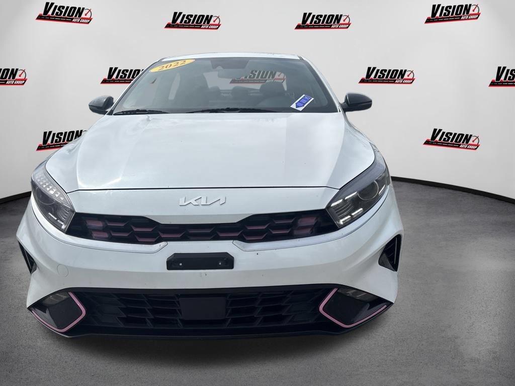 Used 2022 Kia Forte GT-Line w/ GT-Line Premium Package FWD image 2