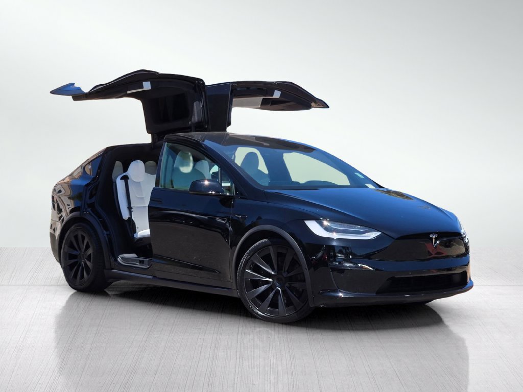 Used 2023 Tesla Model X AWD/4WD image 3
