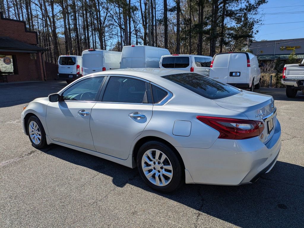 Used 2018 Nissan Altima 2.5 S w/ S Convenience Package image 7