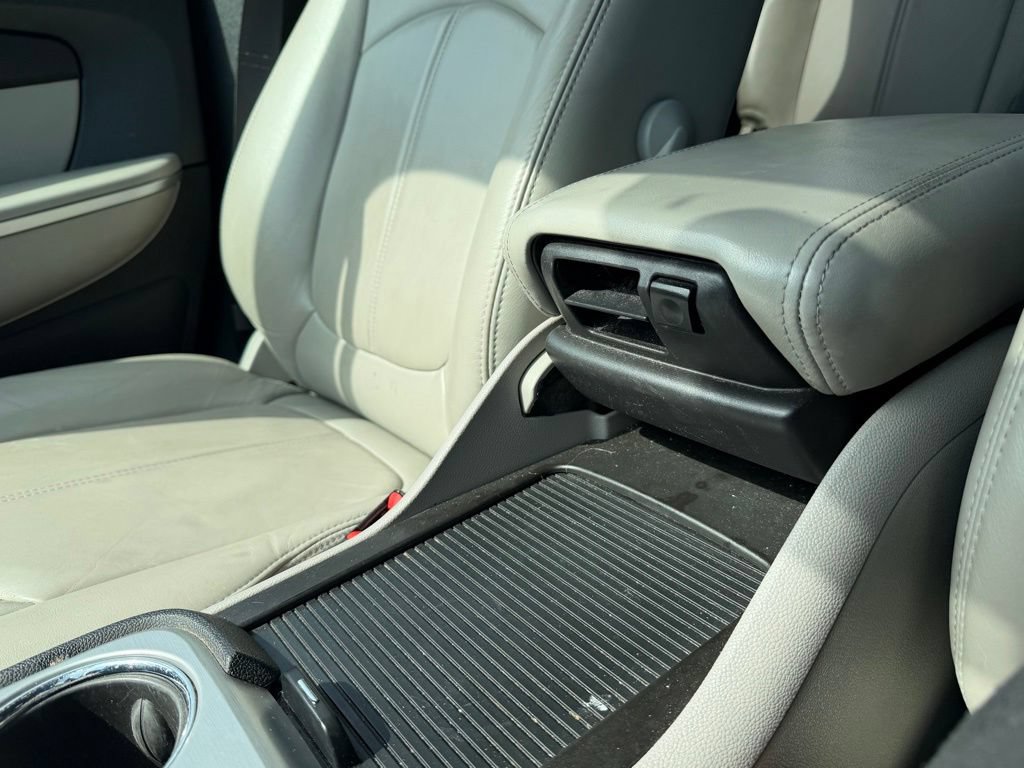 Used 2012 GMC Acadia SLT AWD/4WD image 20