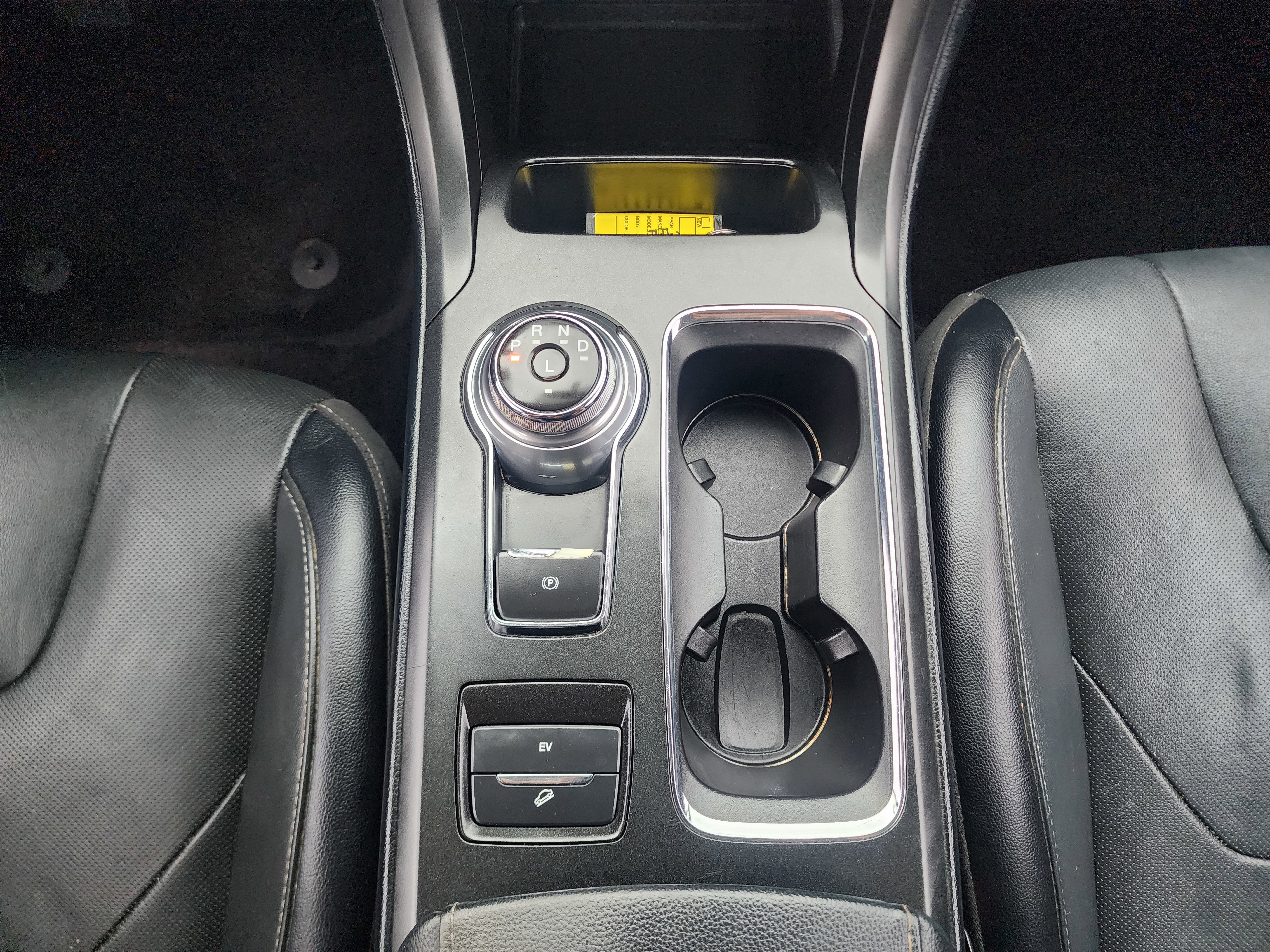 Used 2017 Ford Fusion Energi Titanium FWD image 31