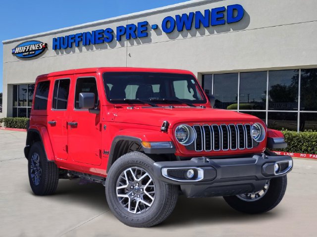 Certified 2026 Jeep Wrangler Unlimited Sahara AWD/4WD image 1