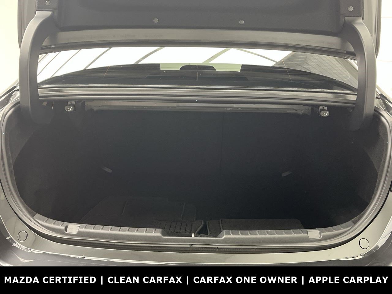 Certified 2024 MAZDA MAZDA3 2.5 Turbo Sedan w/Premium Plus image 28
