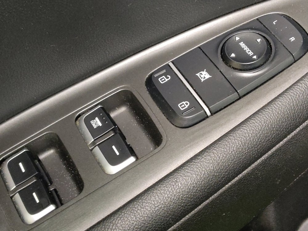 Used 2018 Kia Optima LX w/ 17" Alloy Wheels Package image 27