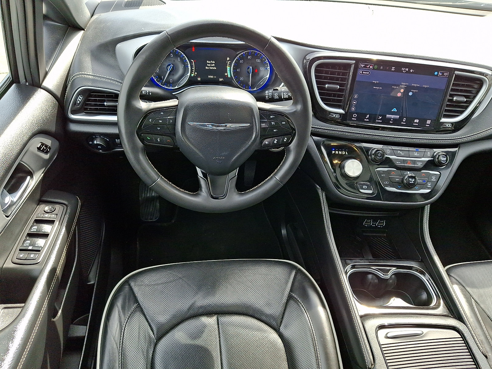 Used 2025 Chrysler Pacifica Limited FWD image 12