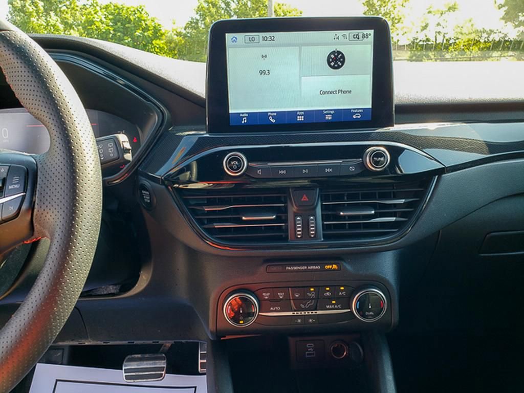 Used 2023 Ford Escape ST-Line image 15