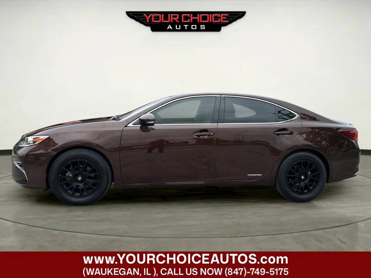 Used 2016 Lexus ES 300h w/ Luxury Package w/Wood Trim FWD image 2
