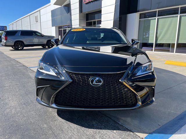 Used 2023 Lexus ES 350 F Sport image 2