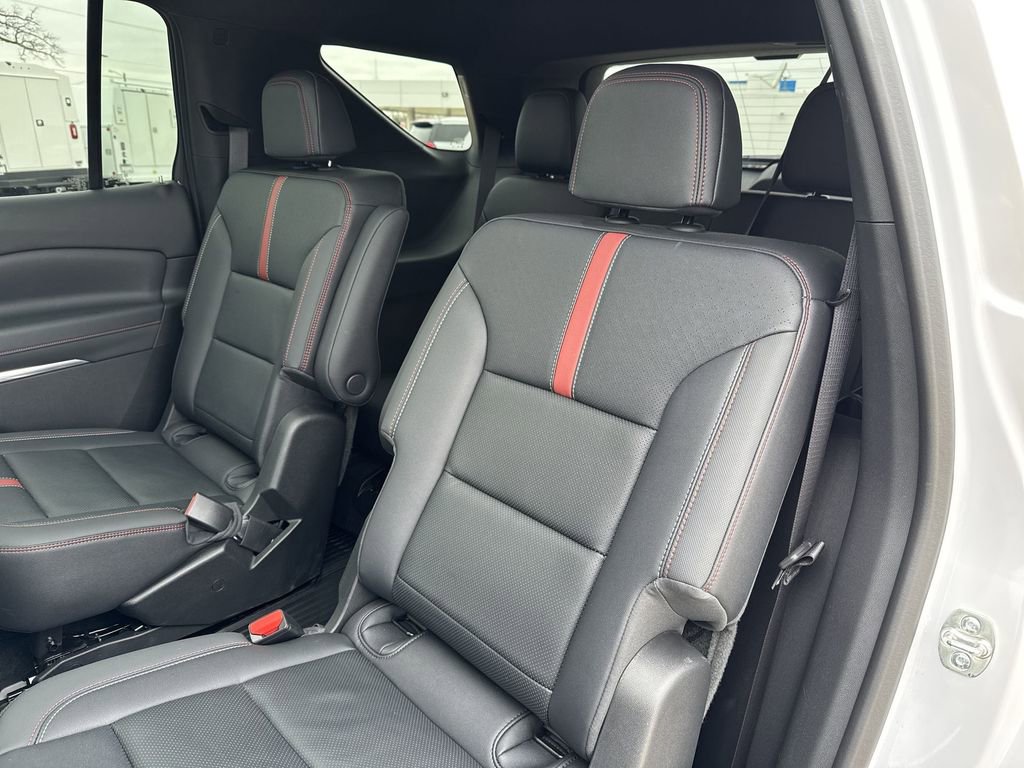 Certified 2025 Chevrolet Traverse RS w/ LPO, Floor Liner Package image 25