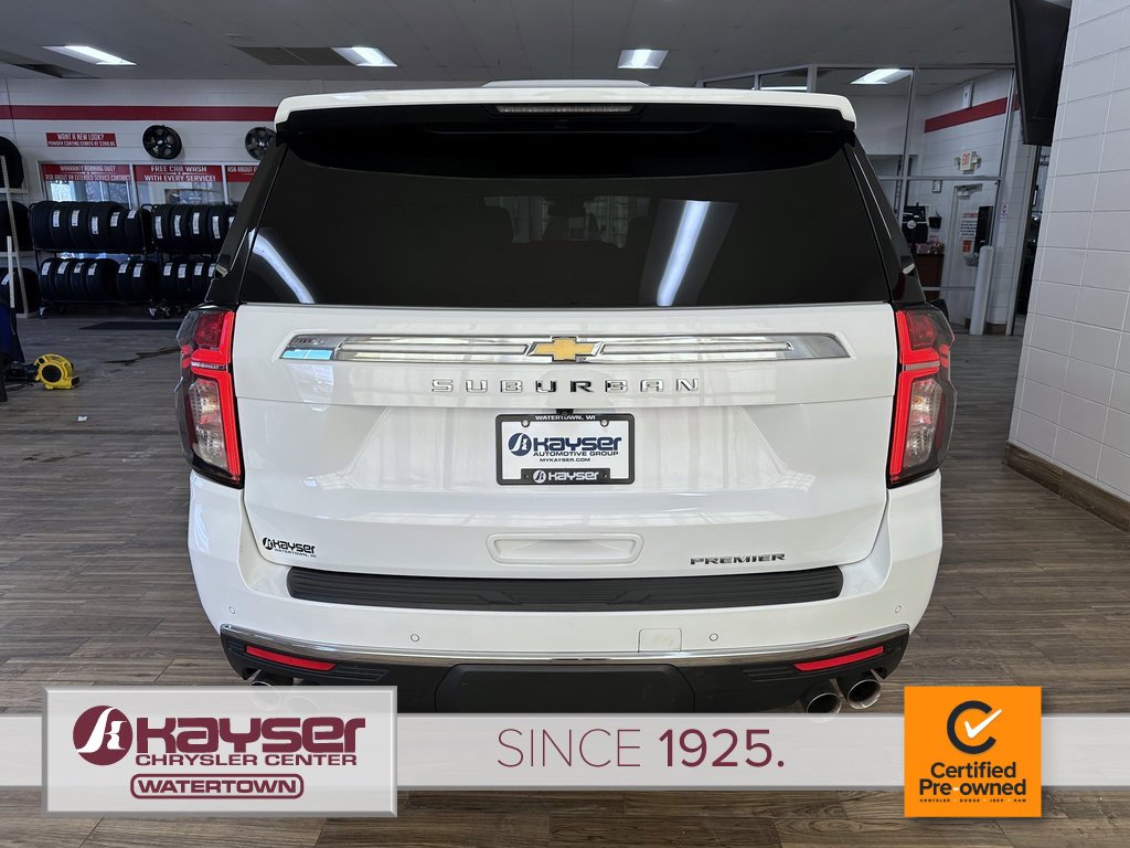Used 2024 Chevrolet Suburban Premier image 4