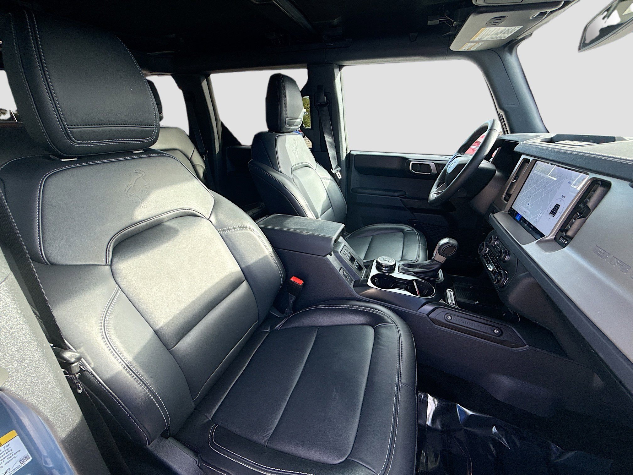 Used 2025 Ford Bronco Outer Banks image 32