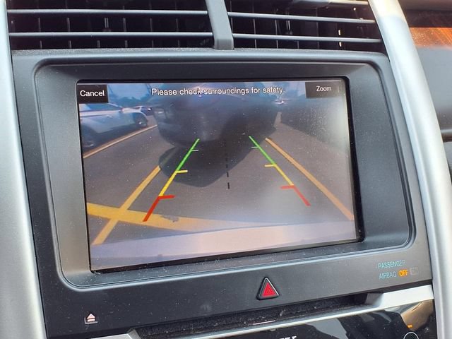 Used 2013 Ford Edge Limited w/ Driver Entry Pkg FWD image 9