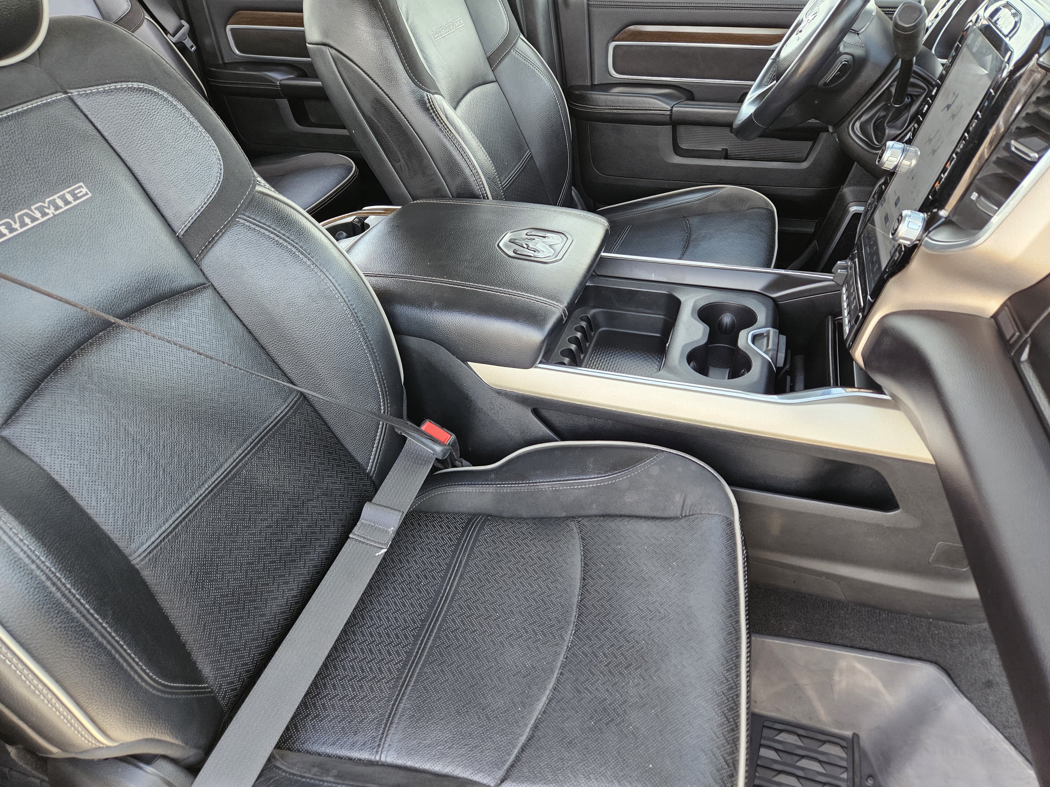 Used 2023 RAM 2500 Laramie AWD/4WD image 15