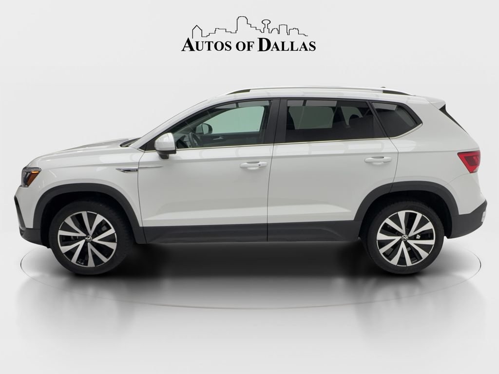 Used 2023 Volkswagen Taos SE FWD image 5