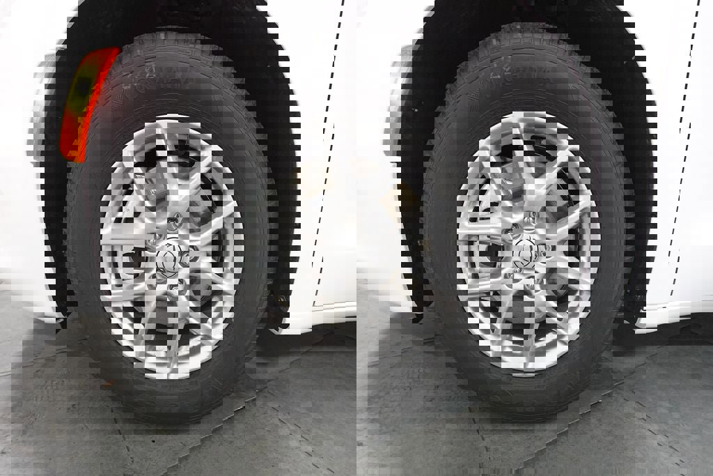 New 2026 Chrysler Voyager LX image 29