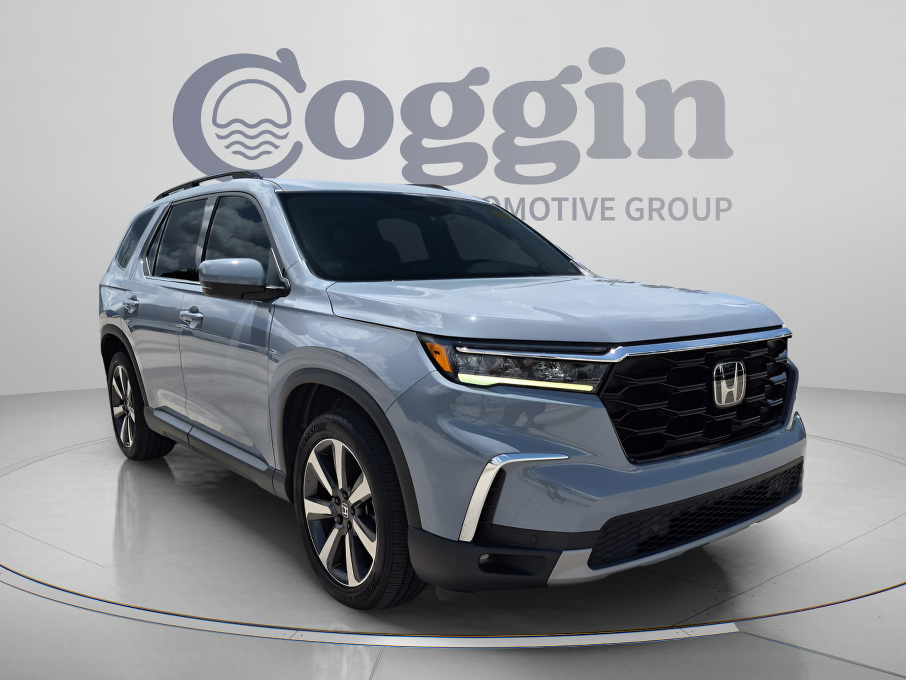 Used 2023 Honda Pilot Touring image 8