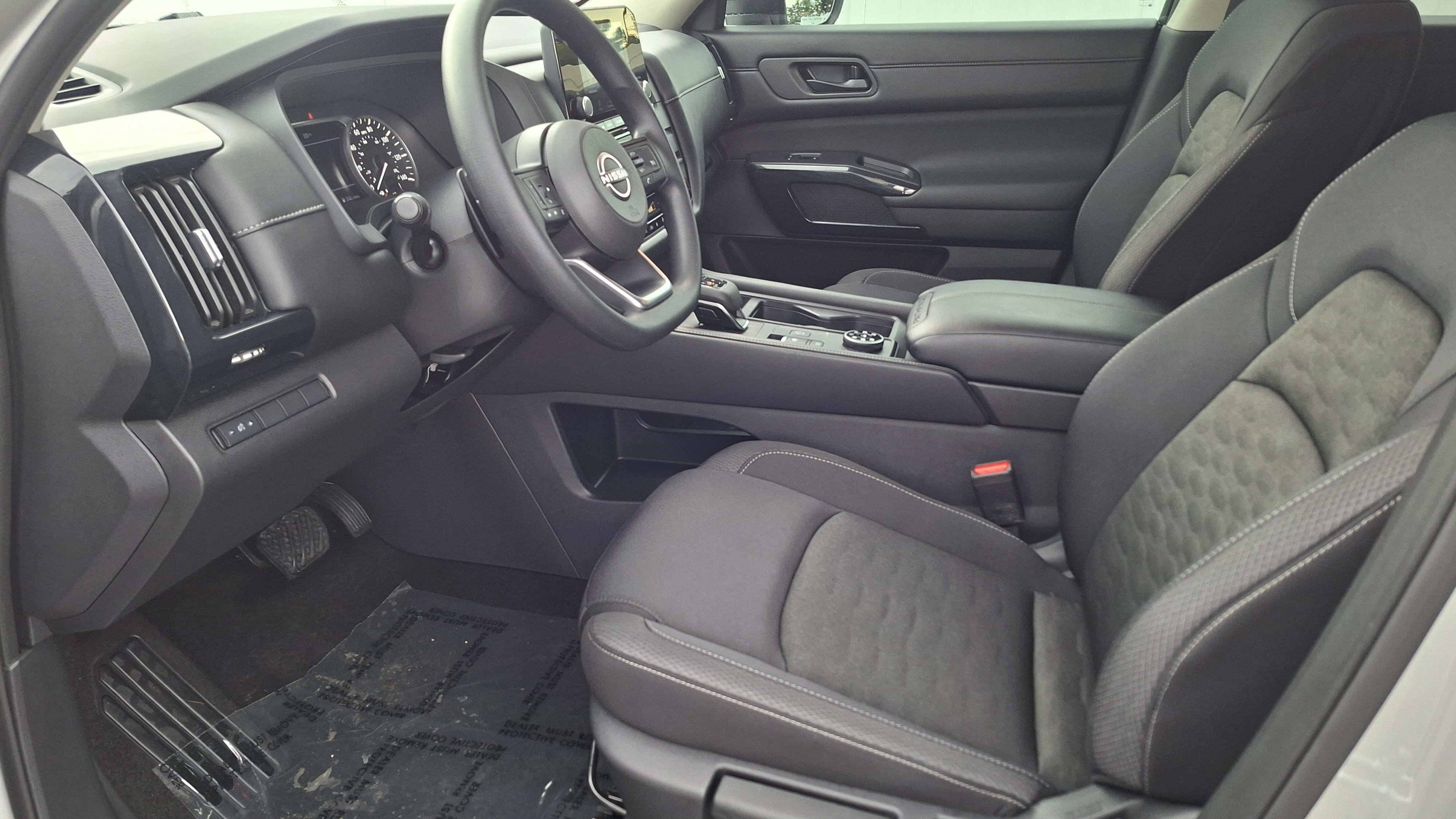 Certified 2025 Nissan Pathfinder S AWD/4WD image 9