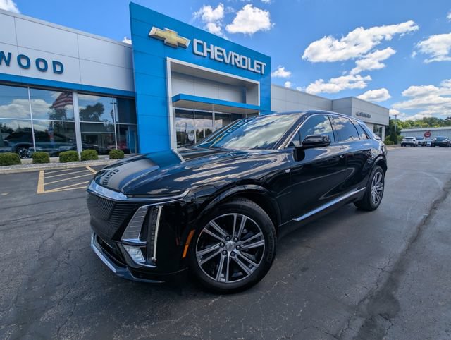 Used 2024 Cadillac Lyriq Luxury AWD/4WD image 32