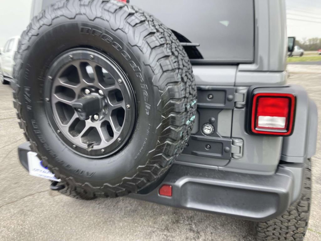 Used 2023 Jeep Wrangler Unlimited Sport image 11