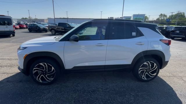 New 2026 Chevrolet TrailBlazer RS w/ Convenience Package AWD/4WD image 7