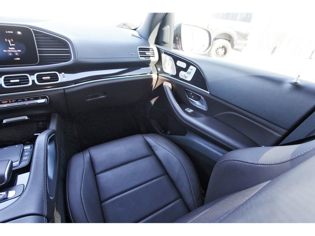 Used 2023 Mercedes-Benz GLS 450 GLS 450 image 10