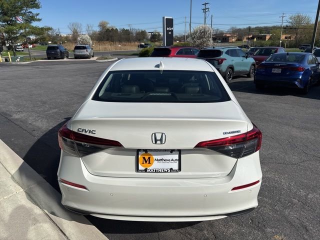 Used 2024 Honda Civic Touring image 5