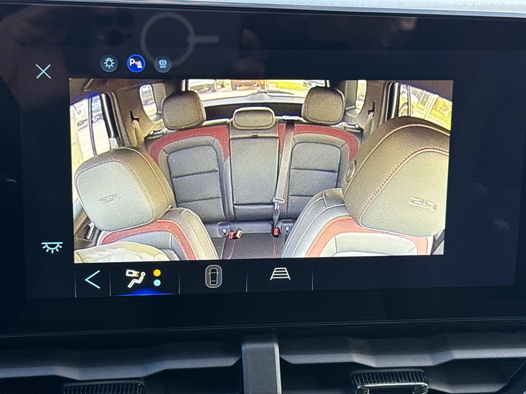 New 2027 Chevrolet Equinox RS w/ Safety and Technology Package FWD image 30