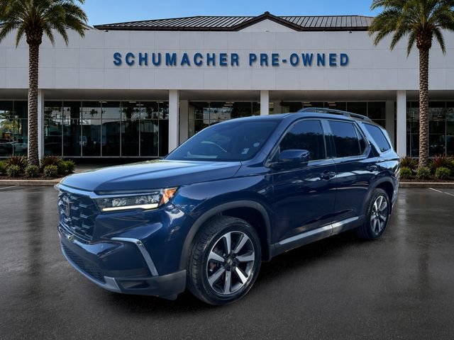 Used 2024 Honda Pilot Touring image 3