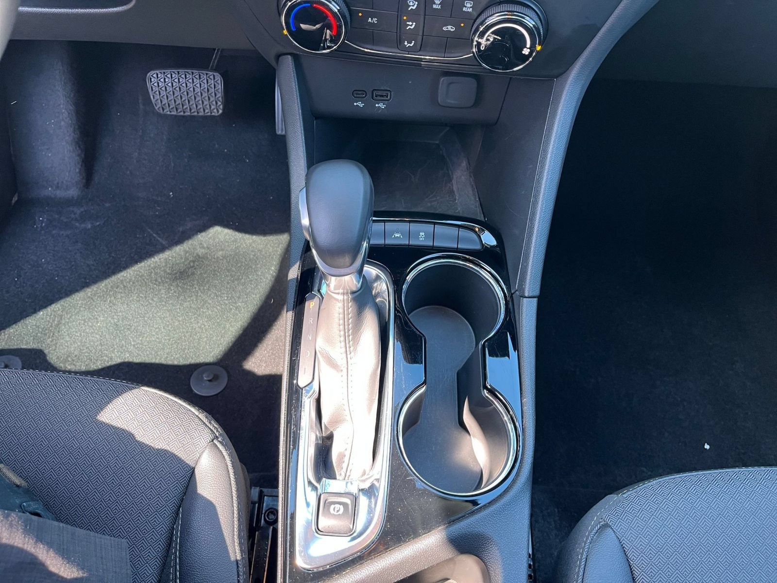 Used 2025 Buick Encore GX Preferred FWD image 39