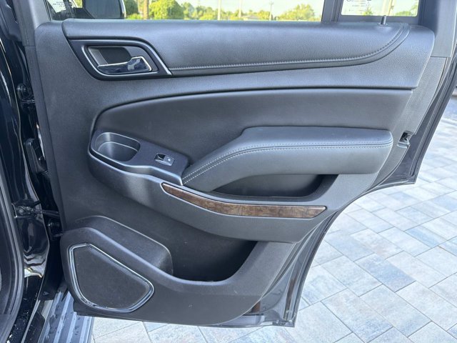 Used 2018 Chevrolet Tahoe LT w/ RST Edition RWD image 21