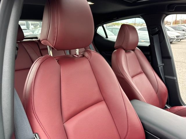 Used 2025 MAZDA MAZDA3 Carbon image 24