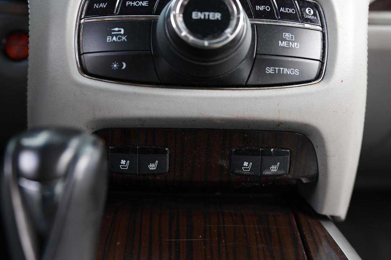Used 2017 Acura RLX w/ Advance Package image 34